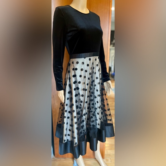 COPY-VALENTINO Velvet, Satin Trimmed, Polka Dot Net Black & Gold Dress Size S - Picture 3 of 11